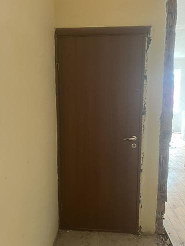 plastik aliram: PVC balkon qapısı və daxili otaq qapısı dəsti - Material: ağ PVC — 3