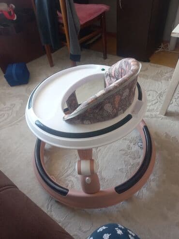 qidalandırmaq üçün uşaq stul yelləncək: Körpə yürütəci – dairəvi baza və yemək/tray masası ilə - Rəng — 4