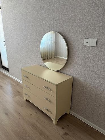 loft yataq desti: Yataq desti. 2 aydir alinib. Ela veziyyetdedir. 450azn satilir — 4