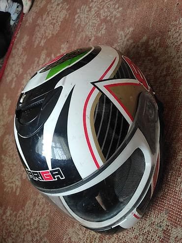 qazel matoru: Ariga kask satilir.temiz italyan malidi.vizorunda ciziglar var.arxa — 3