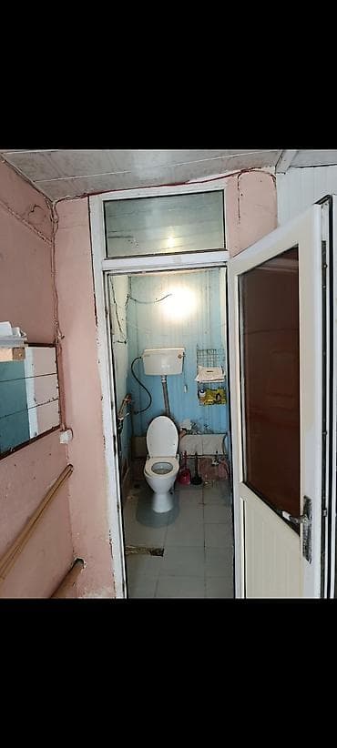 1 otaqli kiraye: 30 kv. m, 1 otaqlı, Qaz, İşıq, Su — 7