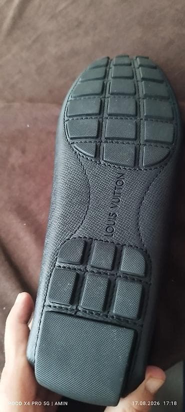 Louis Vuitton kişi loaferi - Model: Klassik sürücülük tərzində loafer — 4