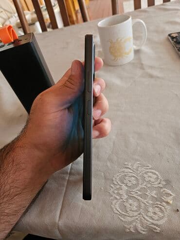 mersedes karobka: Samsung Galaxy S23, 128 GB, rəng - Qara, Barmaq izi — 5