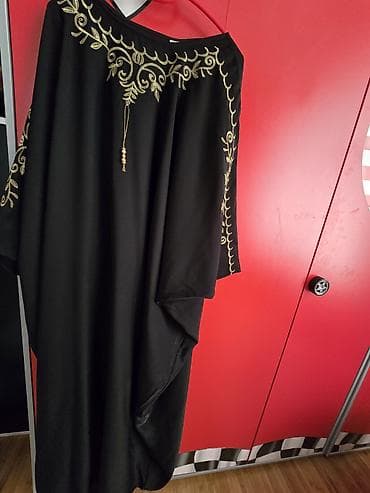adidas paltar: Qara rəngli naqişli abaya/kaftan - Bədən ölçüsü: 60–62 (teze) - — 2