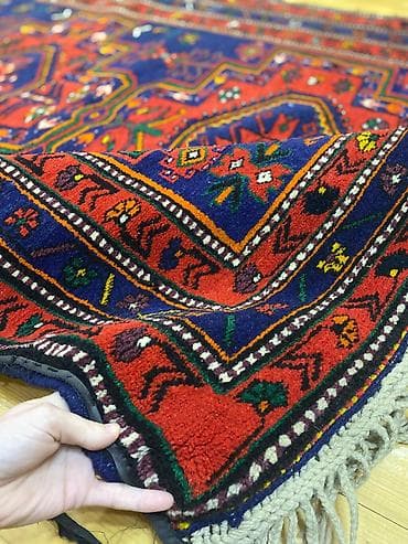 yun alışı: Qol toxunuşu xalça yalniz divardan asilib - Material: təbii yun sap - — 4