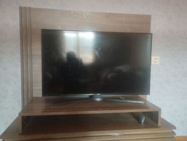 DVD və Blu-ray pleyerlər: Samsung LED televizor - Təxmini diaqonal: 40–43 düym arası — 1