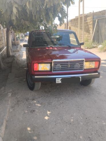 taksi ucun maşınlar: VAZ (LADA) 2107: 1.6 l | 1998 il 244000 km Sedan — 4