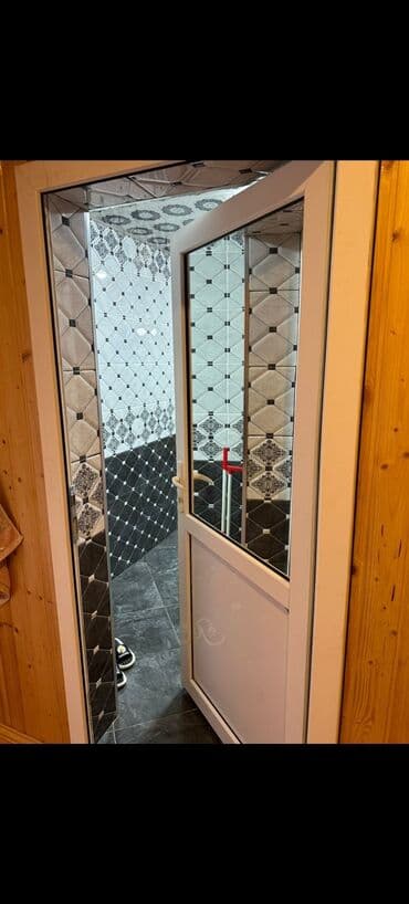 4 комнаты, 240 м²
