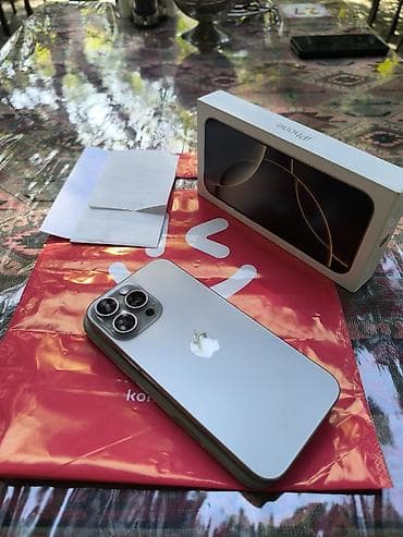 iphone 14 mini: IPhone 14 Pro, Gümüşü, Face ID — 5