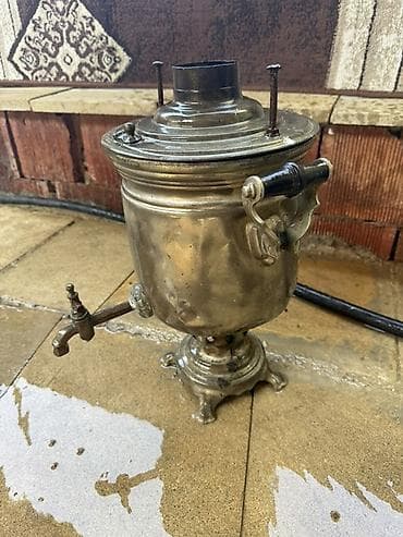 bilyard masası: Antik kömürlə işləyən samovar - Material: metal (pirinç/mişar — 2