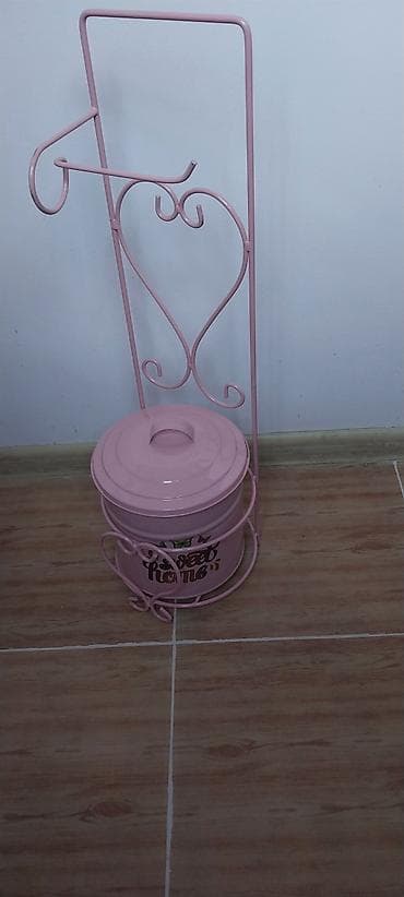 Hem zibil gabi hem salfetka gabi hamam ucun material demir 20 man lalafo.az -da Hem zibil gabi hem salfetka gabi hamam ucun material demir 20 man