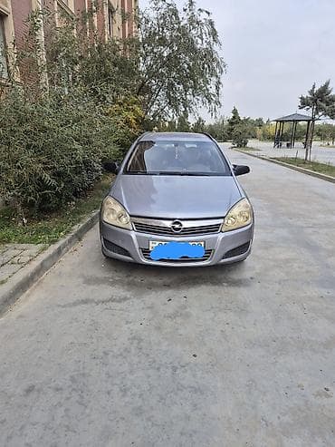 Opel Astra: 1.3 l | 2008 il Universal