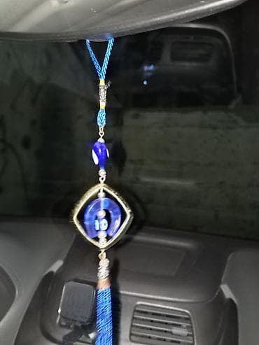 Məhsul: Avtomobil üçün asılqan – “nazar boncuğu” dekoru Təsvir: - Göy