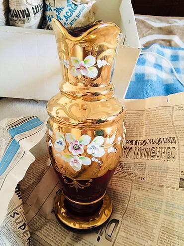 kart qabı: Bogema ilk cıxanardandı işlenemeyib karobkasında qrafin 6 bakalı ile — 2