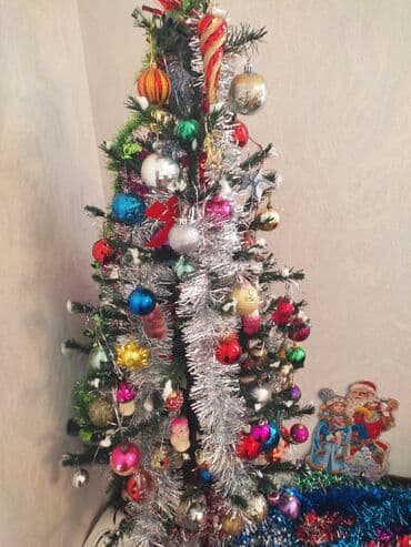 şüşə arakəsmələr: Yeni il şam ağacı – tam bəzədilmiş dəst - Hündürlük: orta ölçü — 1