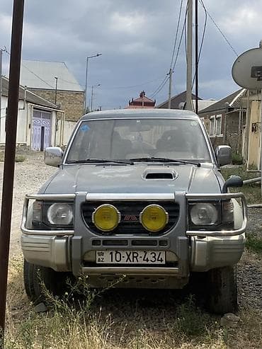 Mitsubishi Pajero: 2.8 l | Ofrouder/SUV