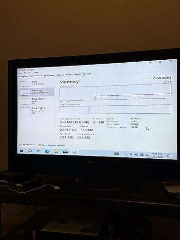 islenmis noutbuklar: Masaüstü kompüter – AMD platforması Texniki xüsusiyyətlər: - Anakart — 5