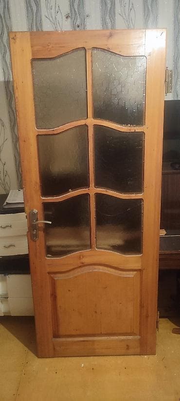 Təzə qapı qoymuşam satıram əla vəziyyətdədir 3 qapı 3 çərçivə ile 170 — 4