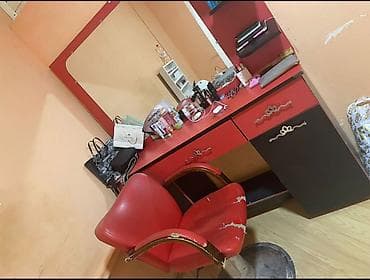 heyet ustolu: İşlənmiş, Saş kəsimi üçün masa — 1