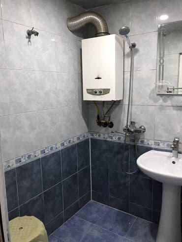 sabuncuda kirayə ev 200 azn: Xalqlar metrosuna yaxin Lacin ticarət mərkəzinə yaxin 5 mertebeli — 12