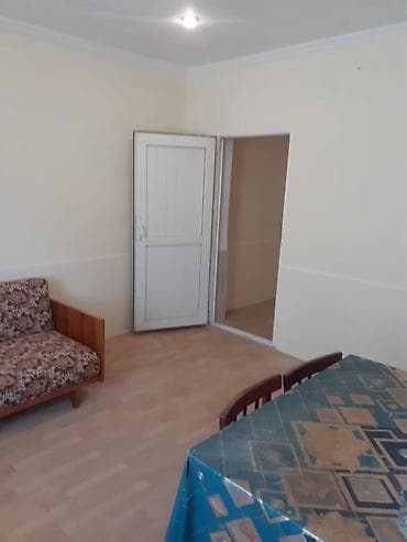 nabran evler kiraye: 1 otaqlı kiçik mənzil/sahə - Sadə və işıqlı zal 2 otaqlı Addenli evdir — 3