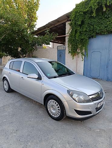 prius qapi: Opel Astra: 1.4 l | 2009 il 293000 km Hetçbek — 5