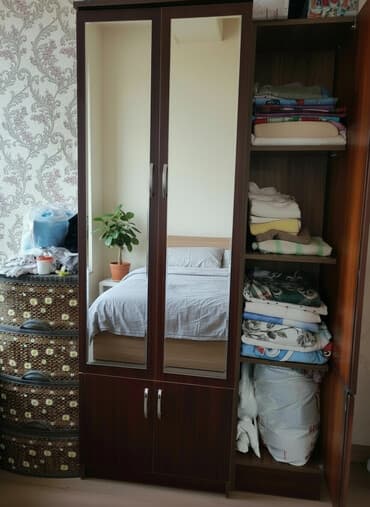 dolablar islenmis: İşlənmiş, 4 qapılı Düz dolab, Dolab-asılqan — 1