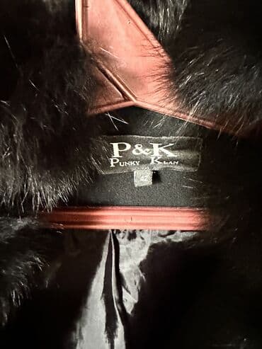 демисезонная верхняя одежда: Пальто осеннее-зимнее с мехом (отстегивается) Итальянское — 2