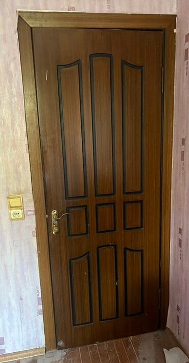 qapı işlənmiş: Taxta interyer qapısı – (3 əd, istifadə olunmuş) klassik dizayn — 3