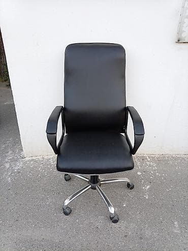 Ofis kresloları satılır. Her biri ideal veziyyetdedir.Qiymet 35 — 8