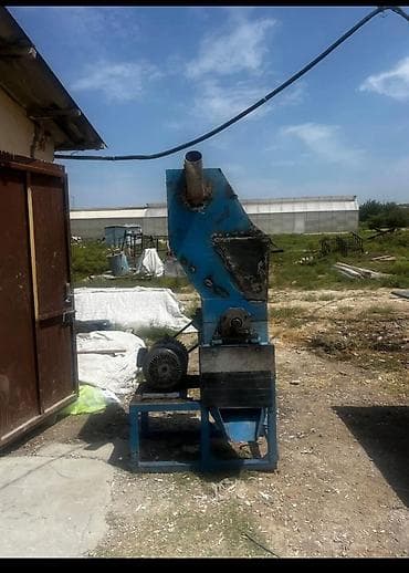 Plastik qran (drabilka)satılır.İslek vəziyətdədir.Muxdelif plastik