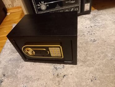 аксессуары для бм60: Elektron şifrəli seyf - Material: qalın metal korpus, mat qara örtük — 1