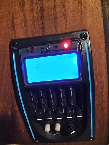 saz simi: Elektrikləşdirilmiş saz (aşiq sazi) - Korpus: təbii ağacdan, klassik — 8