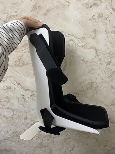 Qiyməti razılaşma yolu ilə endirə bilərik. Ayaq biləyi üçün gecə