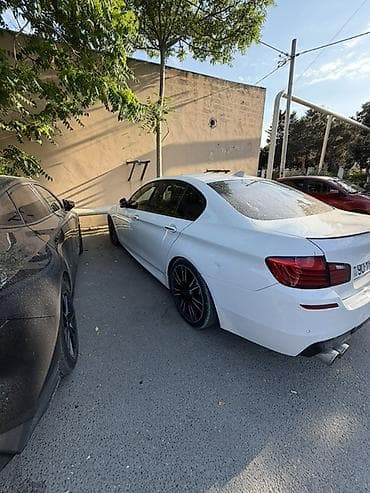 hot wheels f1: BMW M5: 2 l | 2014 il Sedan — 4