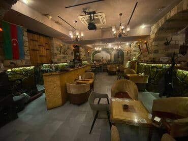 офисы в бизнес центре аренда: 28 may metrosunun yaxınlığında yol kənarı, olan,186 kv obyekt kafe pab — 1