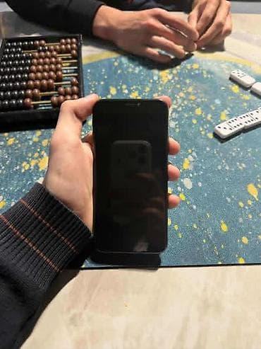 mini iphone x: IPhone X, 256 GB, Qara — 2