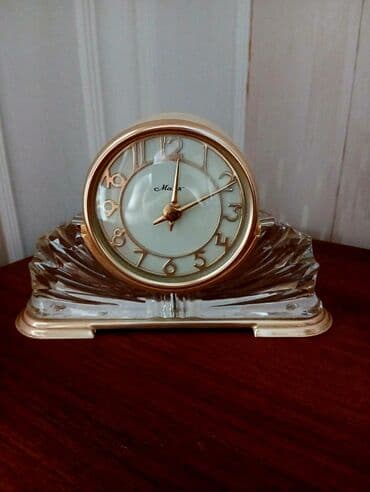 Xalçalar: Masaüstü saatlar, Mexaniki, Zəngli — 1