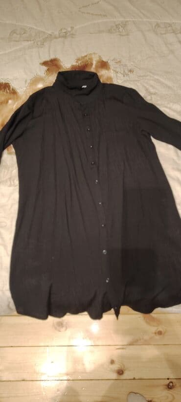 женские черные рубашки: Qara rəngli qadın tunik-köynək - Model: Uzun, sərbəst kəsim, önü tam — 2