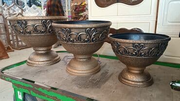 Boşqablar: Dibçək – Klassik Dizayn Qiymətlər: N1 – 18 AZN N2 – 37 AZN N3 – 50 — 1