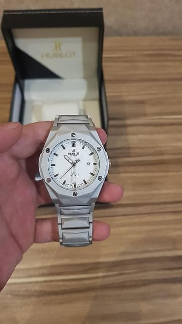 qizil sepler klonlar: Yeni, Qol saatı, Hublot, rəng - Gümüşü — 4