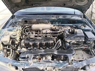 əllə çəkilmiş maşın şəkilləri: Satılır: köhnə sedan avtomobil (ehtiyat hissələri üçün) Xüsusiyyətlər — 8