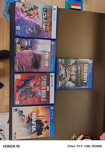 dirnaq uzadan lak: PlayStation 5 Slim (CFI-2000A) – diskli versiya, Yaponiya — 8