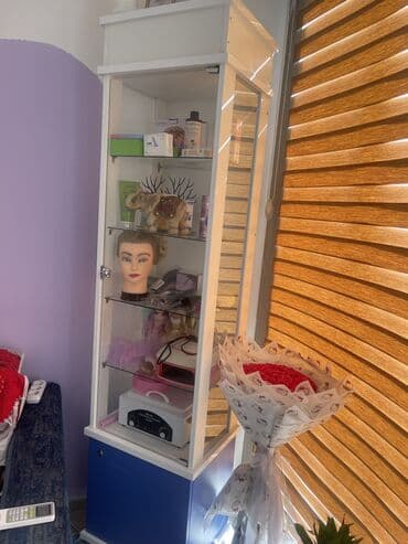 вешалка в прихожую настенная: Skaf stelaj satilir 
Ölçü 50x200
Ünvan Hezi Aslanov — 1