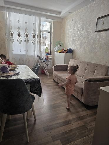 Ev və bağ: Uşaq otağı üçün mebel dəsti Tərkib: - Beşik: tək tərəfli açılan — 6