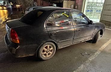 hundai ix35: Matoru vurub 1000 1200 xərci var barter yalnız dayvo naxia ilə - - — 3