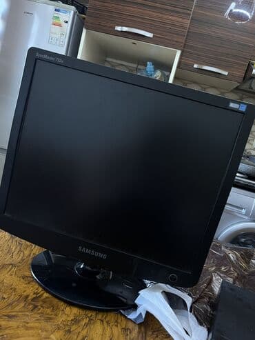 oyun monitorları: Samsung monitor işləkdi — 1