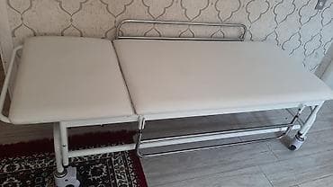 kuşetka: Masaj/Müayinə masasI – qatlanan, təkərli model - İki hissəli — 1