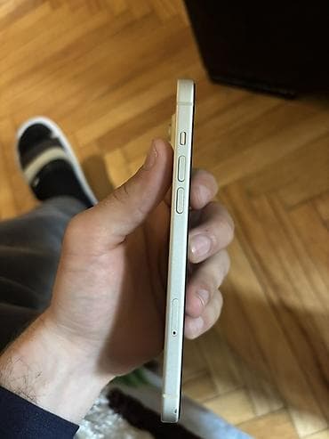 redmi telfonu islenmis: IPhone 15, 128 GB, Sarı, Barmaq izi, Sənədlərlə, Face ID — 3