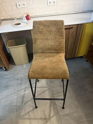 skaf satilir: Kafe/bistro üçün mebel və vitrin komplekti - Bar taburesi: Yüksək — 1